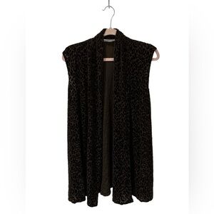 Women’s Susan Graver Brown Animal Print Sleeveless Size Small NWOT